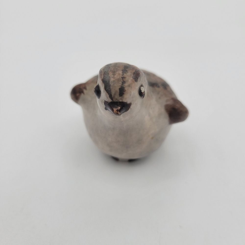 Adorable Small Stonware Pottery Figurine - Picture 3 of 8